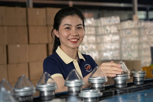 Gia công nhựa theo yêu cầu